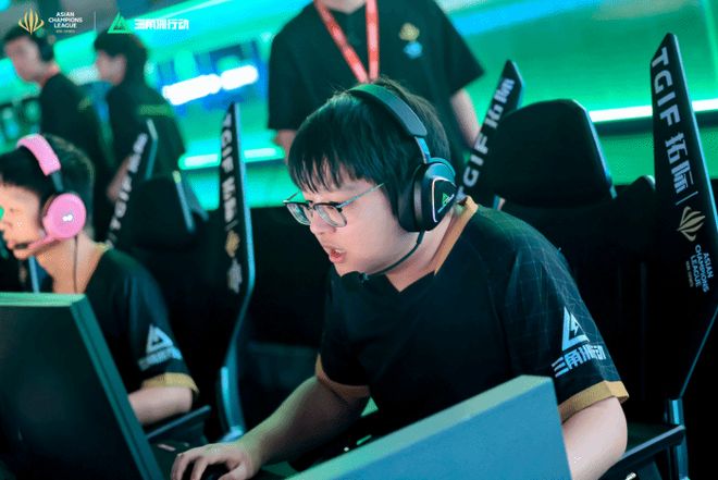 更为精彩的 更为精彩的