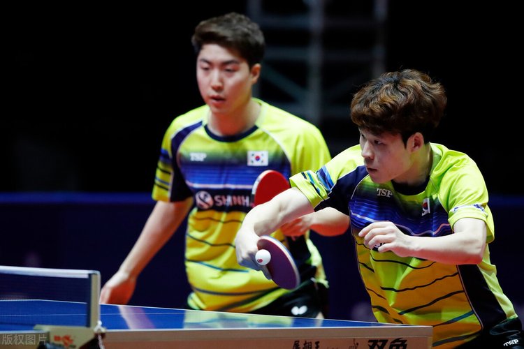 边路冲击或 边路冲击或