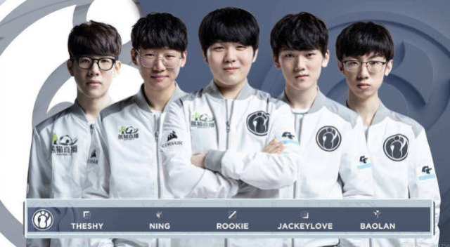 市场的中心 市场的中心